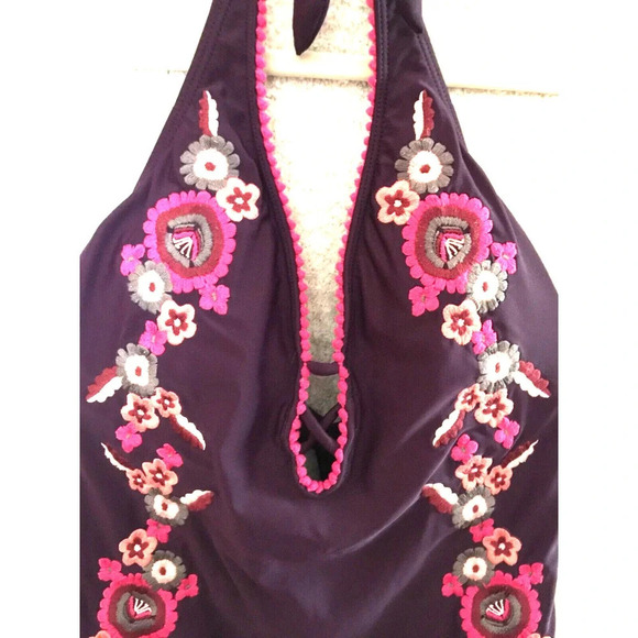 Venus Embroidered one piece Halter Burgundy women's size 6 swimsuit - Picture 2 of 9